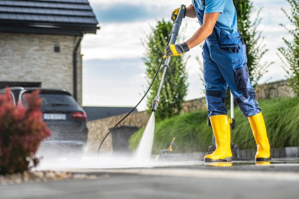 Best Garage Pressure Washing  in Sand Point, AK